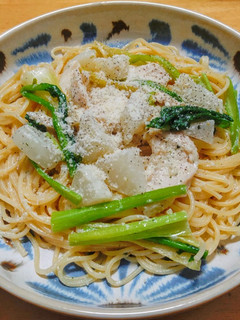 カブとサラダチキンのクリームパスタ-レシピのメイン写真