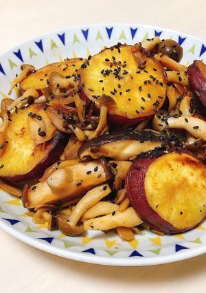 さつまいもときのこの甘酢炒め-レシピのメイン写真