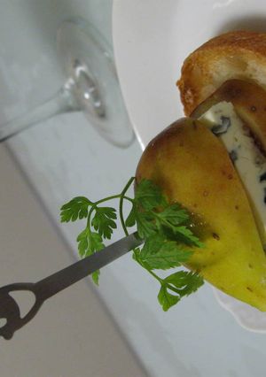 いちじくとブルーチーズのカナッペ-レシピのメイン写真