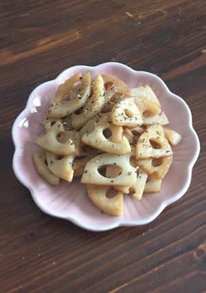 レンコン100gで…マヨ&醤油炒め!-レシピのメイン写真