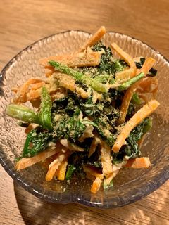 にんじんとほうれん草のツナマヨ胡麻和え-レシピのメイン写真