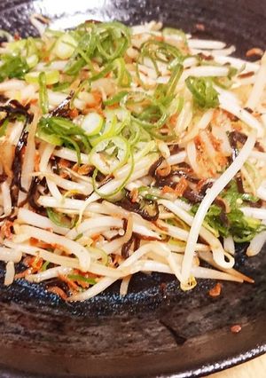 映えより美味さだ！☆塩昆布deモヤシ炒め-レシピのメイン写真