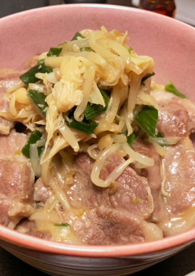 塩豚ともやしのもりもり丼-レシピのメイン写真