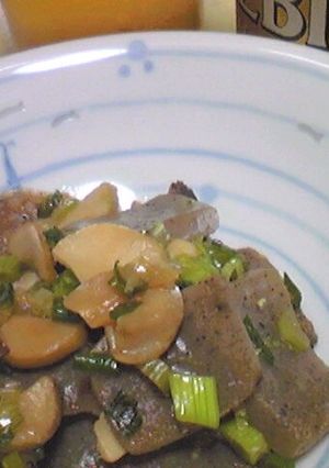 （ﾌﾗｲﾊﾟﾝ）こんにゃくとエリンギ炒め-レシピのメイン写真