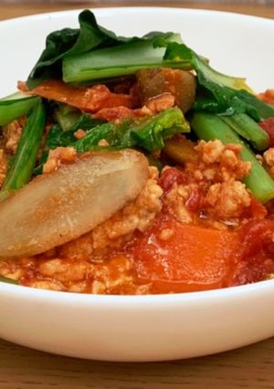 簡単で斬新！鶏ひき肉と野菜のごまトマト煮-レシピのメイン写真