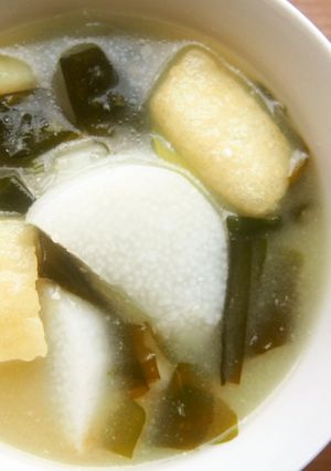 長いも・ワカメのお味噌汁♪シャキツル食感-レシピのメイン写真