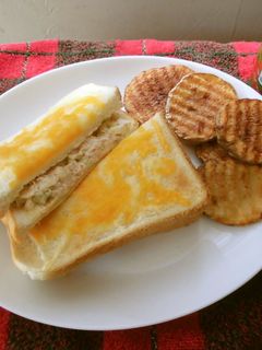 グリルドチーズトーストのツナサンド♪-レシピのメイン写真