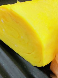 じっくり弱火で焼く卵焼き-レシピのメイン写真