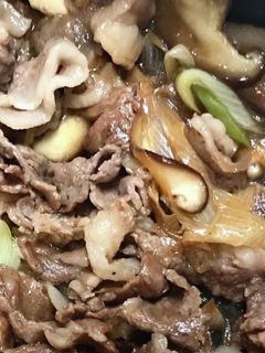 牛肉としいたけとネギの甘辛炒め-レシピのメイン写真