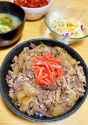 超簡単！まるで吉野家の味　本格牛丼-レシピのメイン写真