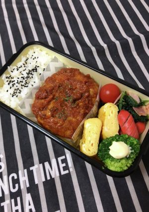 男子高校生弁当2/3煮込みハンバーグ弁当-レシピのメイン写真