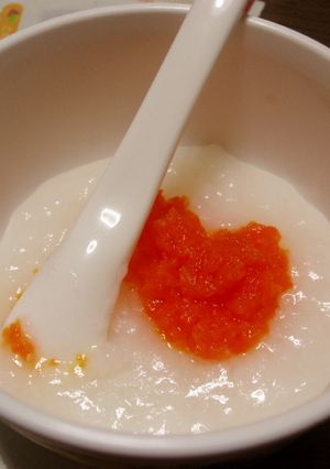 離乳食★初期5ヶ月～7ヶ月　人参粥-レシピのメイン写真