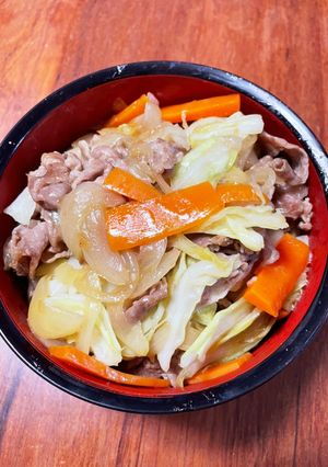 豚と野菜のスタミナ丼-レシピのメイン写真