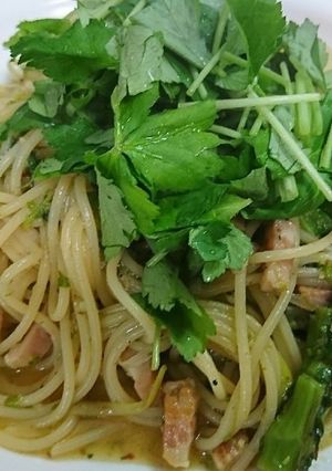 菜の花とベーコンのペペロンチーノ-レシピのメイン写真