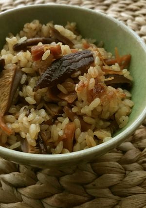 旨味たっぷり★干椎茸と干貝柱の炊込みご飯-レシピのメイン写真