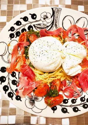 ご褒美パスタ★ブッラータとフルーツトマト-レシピのメイン写真