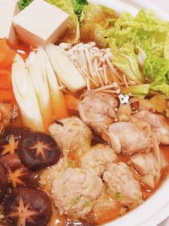 ふんわり鶏団子と地鶏の寄せ鍋-レシピのメイン写真