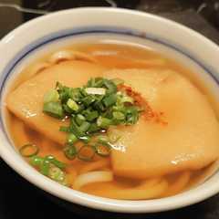 รูปของ ふっくらジューシー簡単お店のきつねうどん