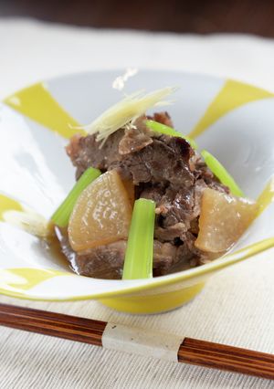 電気圧力鍋で簡単　牛肉と大根の煮物　-レシピのメイン写真