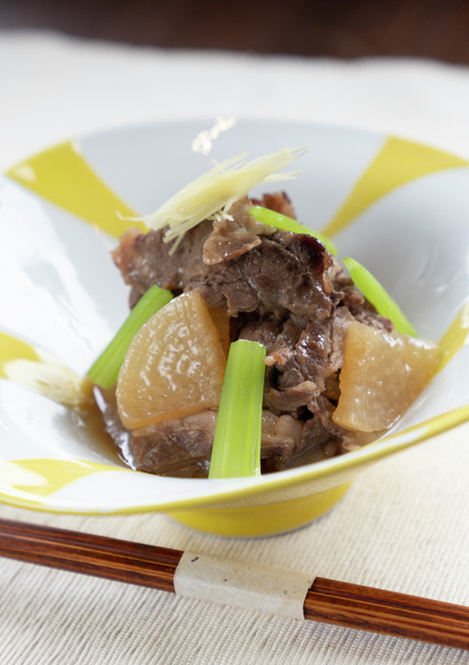 電気圧力鍋で簡単　牛肉と大根の煮物　-レシピのメイン写真