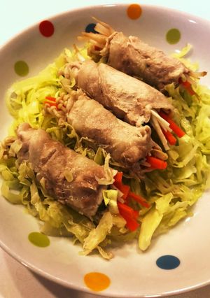 キャベツ畑に寝転ぶ肉巻き-レシピのメイン写真