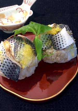 黄金コハダのせ おにぎり-レシピのメイン写真
