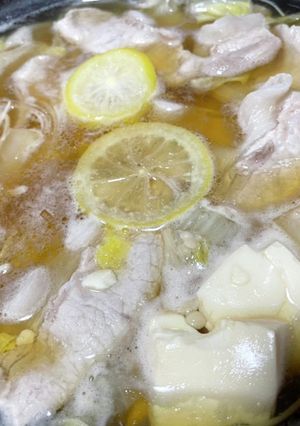 レモンでさっぱりお鍋-レシピのメイン写真