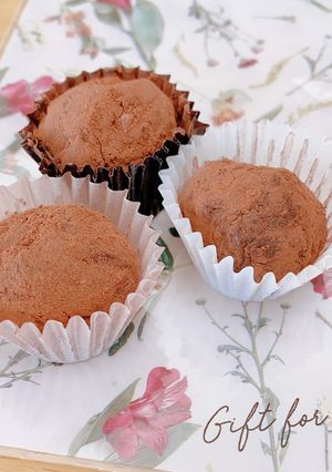 牛乳で簡単とろけるトリュフチョコ-レシピのメイン写真