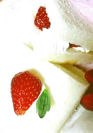 高萩のいちごを使ったいちごサンド-レシピのメイン写真