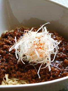 サッポロ一番みそラーメンでジャージャー麺-レシピのメイン写真