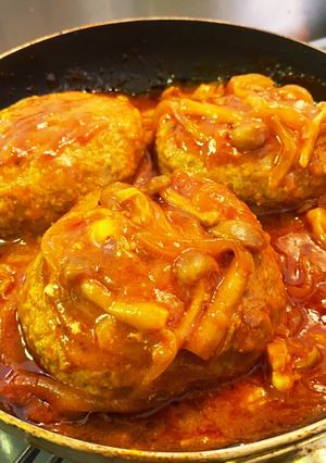 とろーりチーズの煮込みハンバーグ♡-レシピのメイン写真