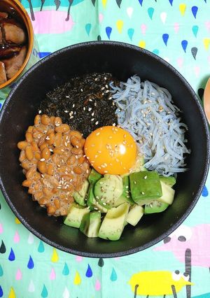 しらすとアボカドのねばねば丼-レシピのメイン写真