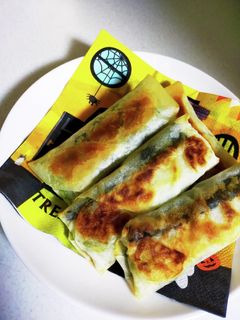 長いもだけどモチモチ春巻き-レシピのメイン写真