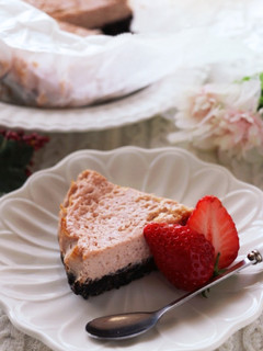 いちごのヨーグルトチーズケーキ-レシピのメイン写真