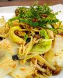 お吸い物の素を使ったパスタ風焼そば