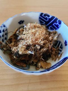 出汁をとった後の煮干しで*佃煮*-レシピのメイン写真