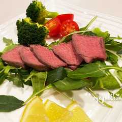 รูปของ 激簡単！なんちゃって低温調理牛肉ver