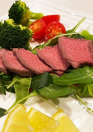 激簡単！なんちゃって低温調理牛肉ver-レシピのメイン写真