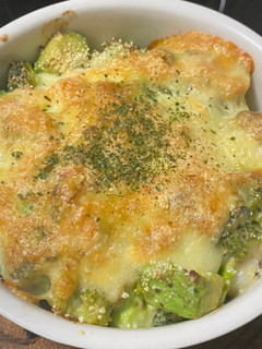 エビサーモンアボカドブロッコリーグラタン-レシピのメイン写真