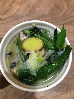 さば缶とほうれん草とさつまいものみそ汁♪-レシピのメイン写真