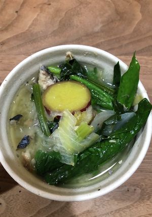 さば缶とほうれん草とさつまいものみそ汁♪-レシピのメイン写真