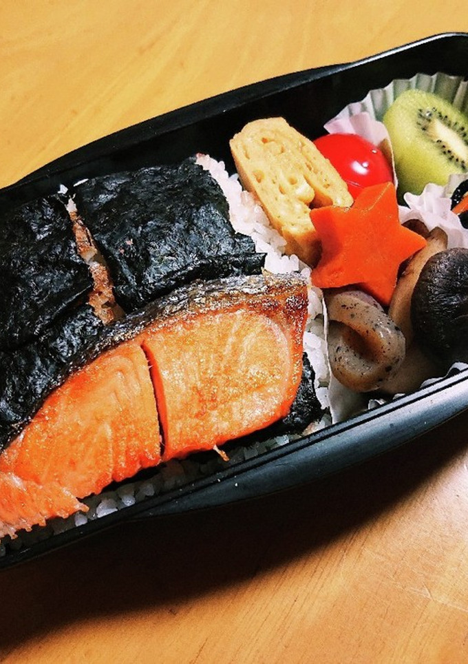 小学生男子の鮭のり弁-レシピのメイン写真
