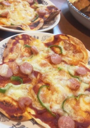 残った餃子の皮でピザ✨-レシピのメイン写真
