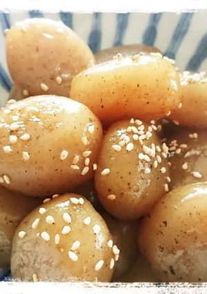 味が染み込む生芋玉こんにゃくの煮物-レシピのメイン写真