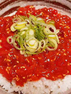 甘辛旨い☆マグロ漬け丼~韓国風~-レシピのメイン写真