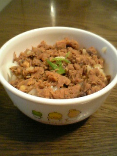にゃんこも大好き? マグロフレーク丼♪-レシピのメイン写真