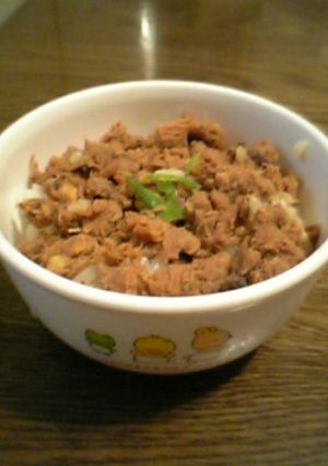 にゃんこも大好き？　マグロフレーク丼♪-レシピのメイン写真
