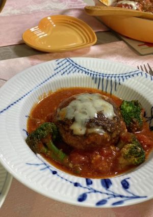 煮込みハンバーグ☆チーズ乗せ！-レシピのメイン写真