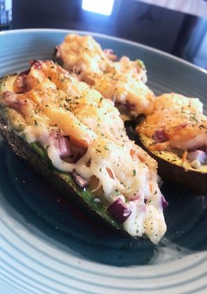 アボカドとエビのマヨネーズチーズ焼き♪-レシピのメイン写真
