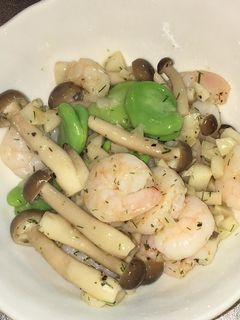 海老とそら豆のガーリックバター炒め-レシピのメイン写真